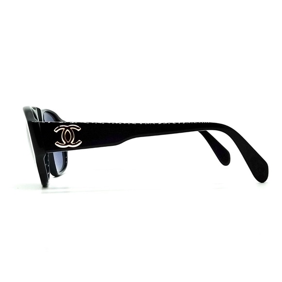 CHANEL Black and Gold Sunglasses with Oversized Frame - Picture 3 of 9